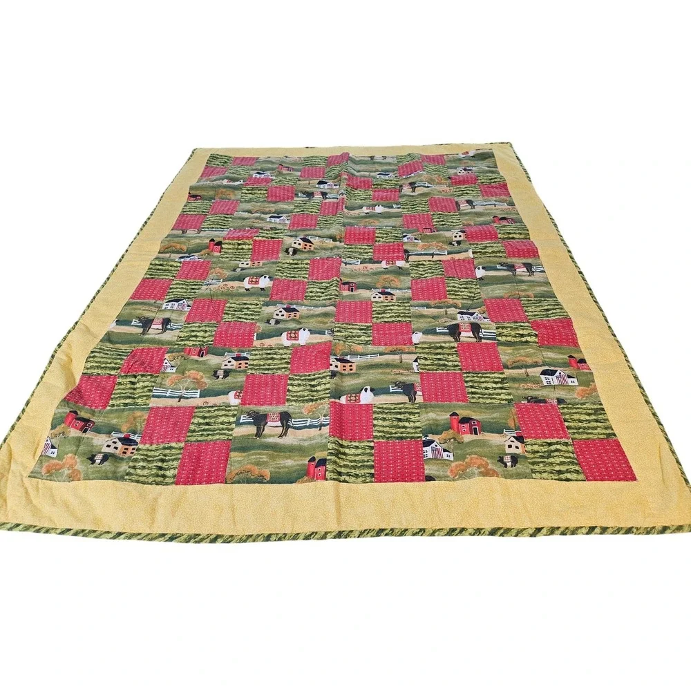 Farmhouse Patchwork Quilt 41x50 Multicolor Excellent Rustic Barn